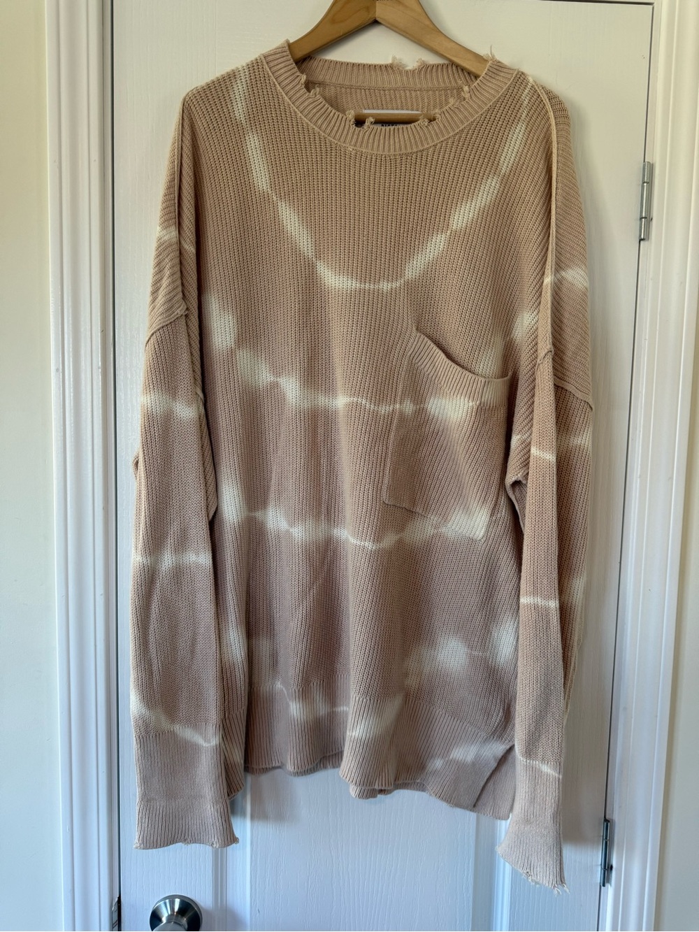Pistola Darya Oversized Distressed Crewneck